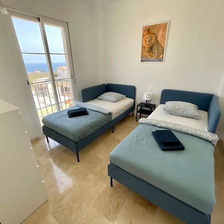 Top Sea View Apartment - 7 Minutes To Sotogrande Castillo de Sabinillas Extérieur photo