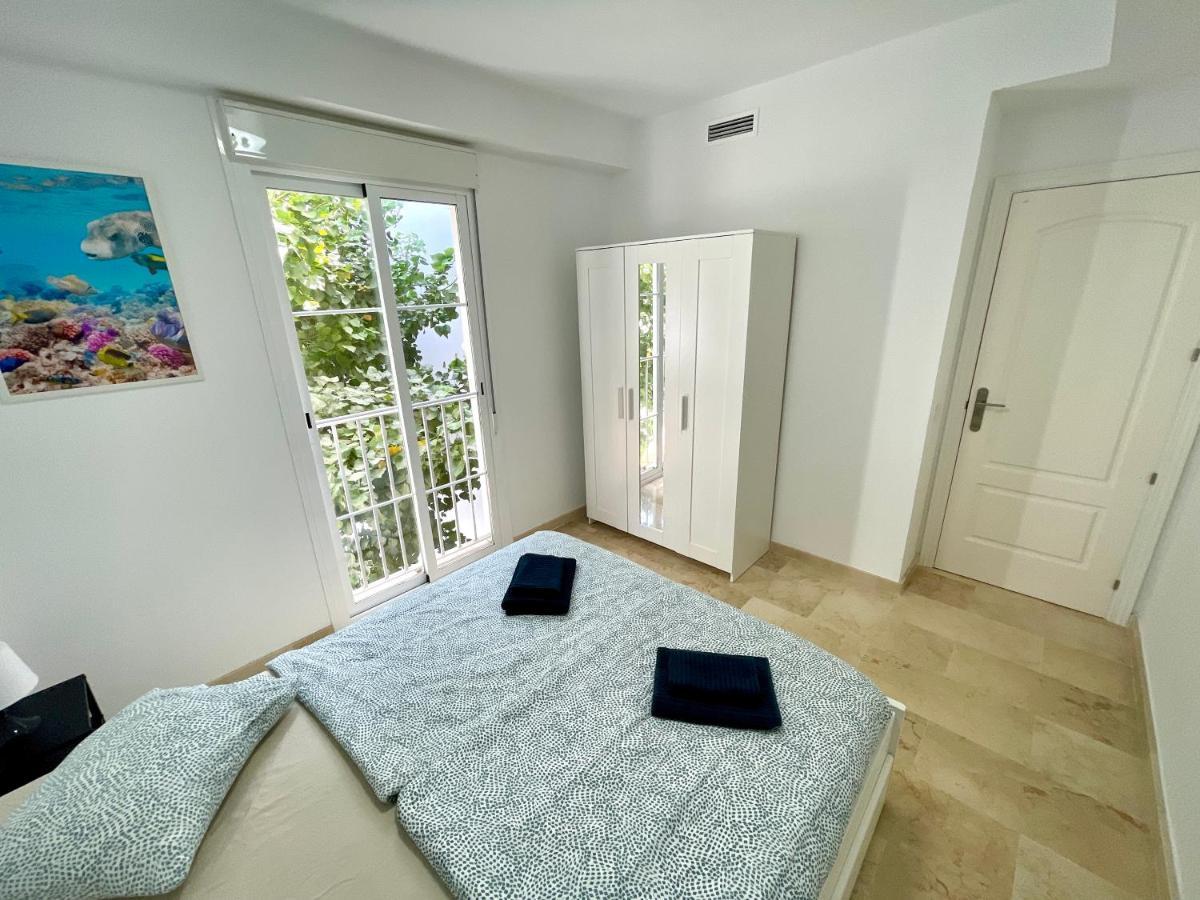 Top Sea View Apartment - 7 Minutes To Sotogrande Castillo de Sabinillas Extérieur photo